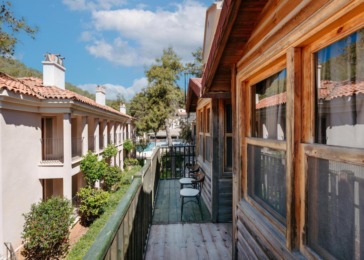 Pine Valley Hotel Ölüdeniz Buitenkant foto