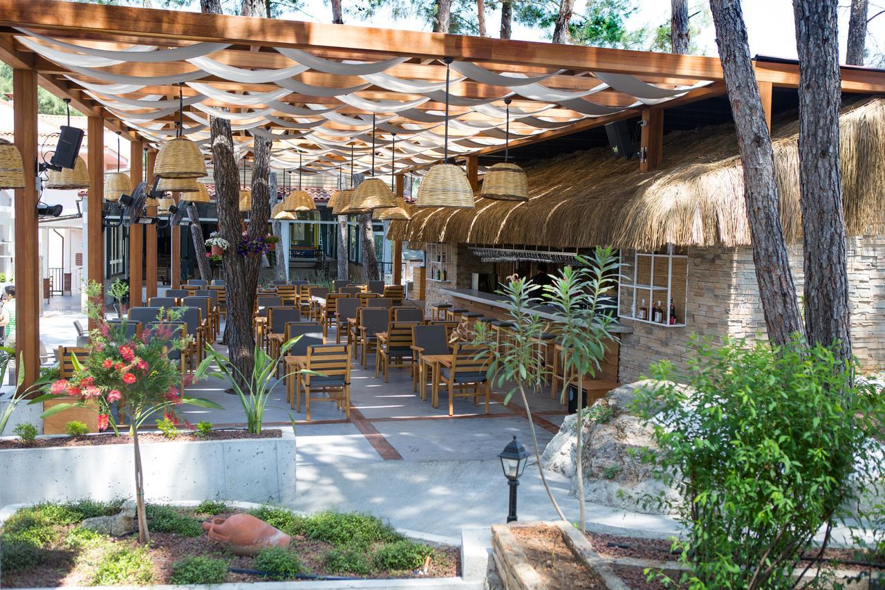 Pine Valley Hotel Ölüdeniz Buitenkant foto